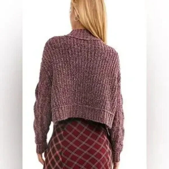 FREE PEOPLE Merry Go Round Cropped Sweater in Very Berry, Medium Oversized - Picture 4 of 5